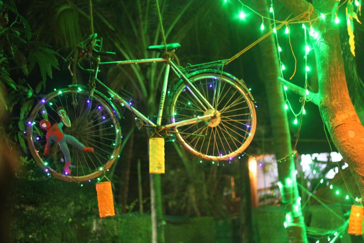 Namahstay Eco Hostel & Coworking & Art Community Space Arambol Exteriör bild