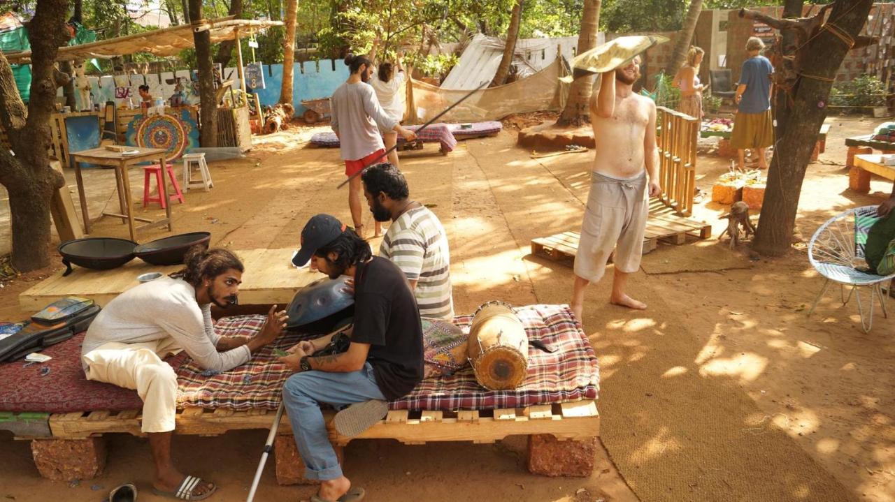 Namahstay Eco Hostel & Coworking & Art Community Space Arambol Exteriör bild